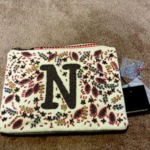 Brand New America & Beyond Pouch Set